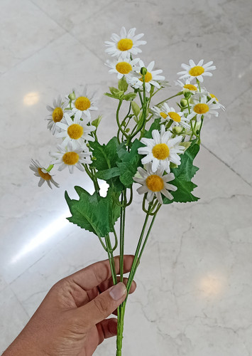 بوته بابونه مصنوعی سفید و زرد مدل 536